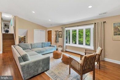 2319 Lakeview Dr, Yardley, PA 19067 - photo 5