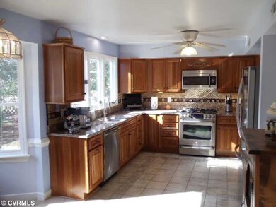 Kitchen - All custom Oak Cabinetry, fine upgraded 