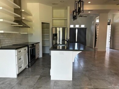 616 Park Place Dr, Weslaco, TX 78599 - photo 7