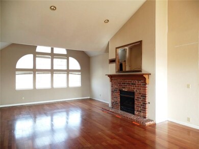 202 Gunnar Ln, McLoud, OK 74851 - photo 2