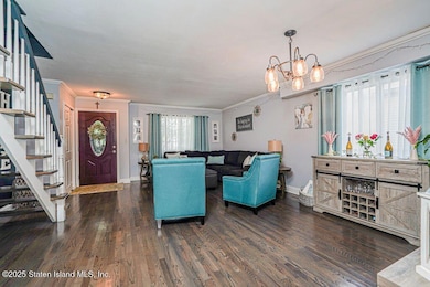 153 Graves St, Staten Island, NY 10314 - photo 3