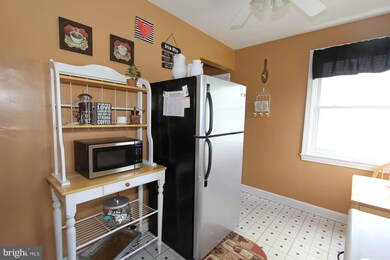 1036 Fairview Rd, Hagerstown, MD 21742 - photo 4