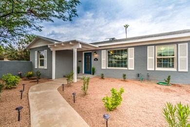 1614 W Earll Dr-5