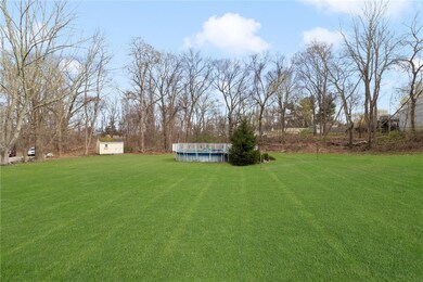 70 Drum Rock Ave, Warwick, RI 02886 - photo 5