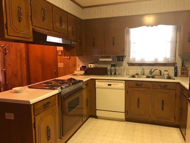 1703 Ocilla Rd, Douglas, GA 31533 - photo 3