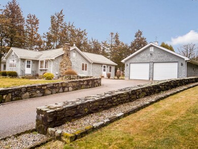 18 Helm St, Jamestown, RI 02835 - photo 2