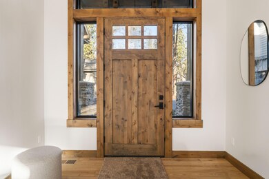 17875 Preservation Loop unit 422, Bend, OR 97707 - photo 2