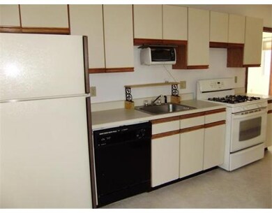 8 Penobscot Way, Andover, MA 01810 - photo 2