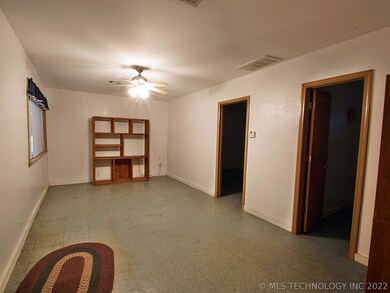 42001 N Oak Ave, Tahlequah, OK 74464 - photo 5