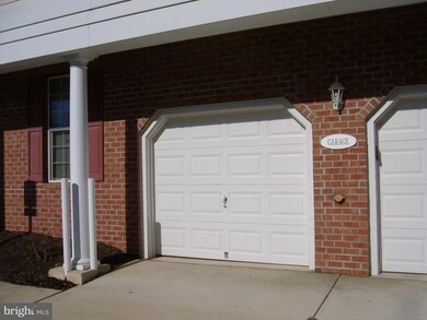 9671 Devedente Dr unit 105, Owings Mills, MD 21117 - photo 5