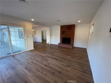 1214 N Laurel Ave, Upland, CA 91786 - photo 3