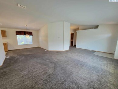 355 Old Inland Empire Hwy unit 55, Prosser, WA 99350 - photo 7