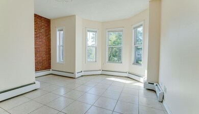 334 Maple St unit 334, Holyoke, MA 01040 - photo 4
