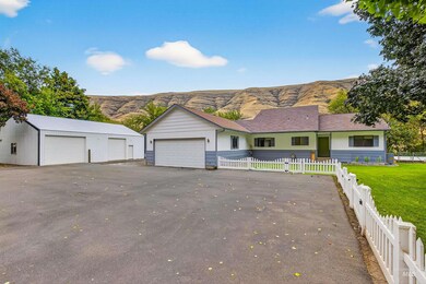 13353 Snake River Rd, Asotin, WA 99402 - photo 3