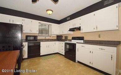 Bristol Oaks Ct, newest 13.jpg