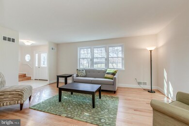 1401 Mimosa Ln, Silver Spring, MD 20904 - photo 5