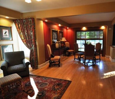 275 E May St, Elmhurst, IL 60126 - photo 4