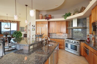 KITCHEN WITH ISLAND