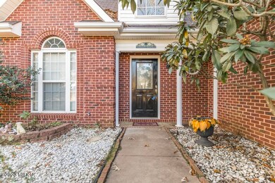 204 Woods Edge Way 6