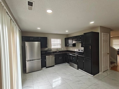 3245 Blue Ash Ln, Indianapolis, IN 46239 - photo 4