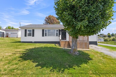 8 Russell St, Flemingsburg, KY 41041 - photo 2