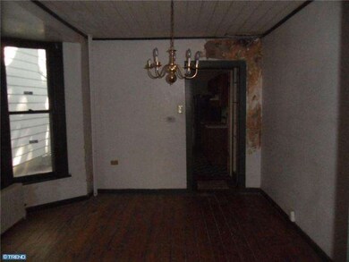 341 N 11th St, Reading, PA 19604 - photo 4