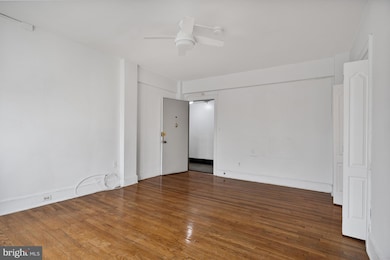 1820 Clydesdale Place NW unit 411, Washington, DC 20009 - photo 5