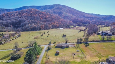 3260 Covemont Rd, Sevierville, TN 37862 - photo 3