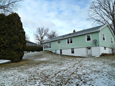 13 Woodland Heights, Ware, MA 01082 - photo 5