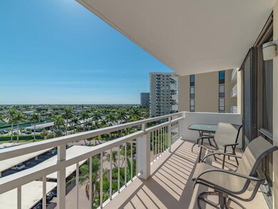 Spacious Private Lanai