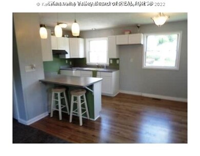 107 Garnett Dr, Dunbar, WV 25064 - photo 6