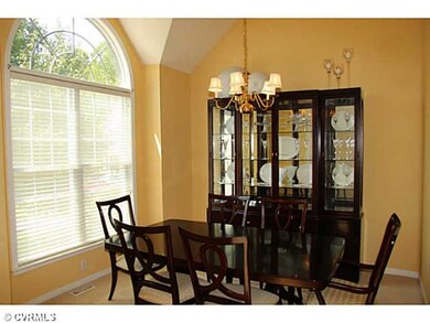 9515 Indianfield Dr, Mechanicsville, VA 23116 - photo 4