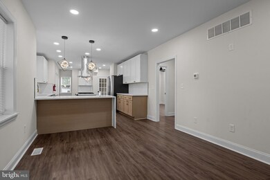 332 Chestnut St, Audubon, NJ 08106 - photo 5