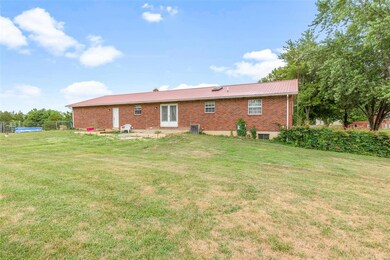 2756 Wycliff Dr, Farmington, MO 63640 - photo 7