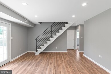 6 Honeysuckle Ln, Levittown, PA 19055 - photo 4