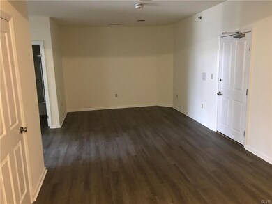 79 W Market St unit Apartment R, Bethlehem, PA 18018 - photo 3