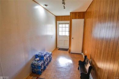 671 Dixon St, Allentown, PA 18103 - photo 4