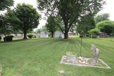 3365 Carolina St, Columbus, IN 47203 - photo 3