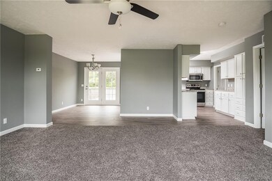 2734 N Jeffrey St, Scottsburg, IN 47170 - photo 5