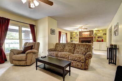 9233 Fern Creek Rd, Louisville, KY 40291 - photo 7