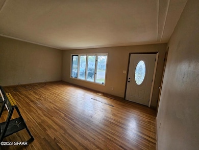 1416 14th Ave S, Grand Forks, ND 58201 - photo 2