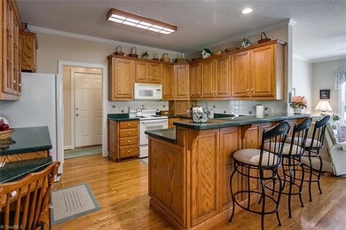 1069 Anns Ct, Asheboro, NC 27205 - photo 6