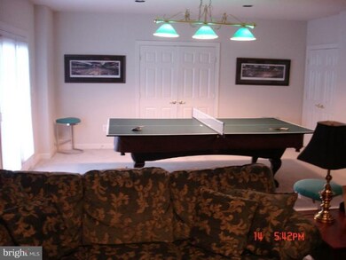 607 Mission Hills Ct, Silver Spring, MD 20905 - photo 3