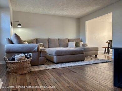 6361 Larocque Cir, Lansing, MI 48917 - photo 4