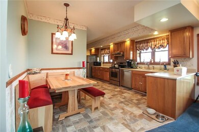 14468 Lakeshore Rd, Kent, NY 14477 - photo 6