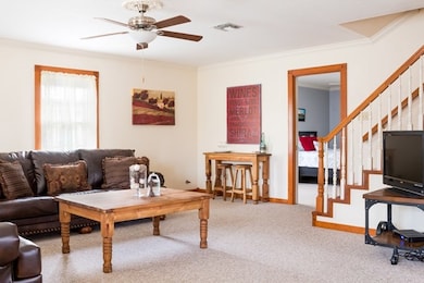 204 N Acorn St, Fredericksburg, TX 78624 - photo 6