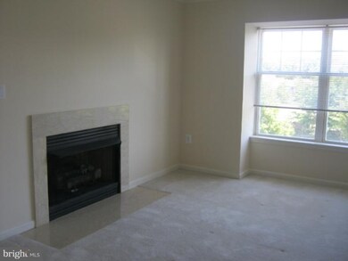 9401 Wordsworth Way unit 402, Owings Mills, MD 21117 - photo 6