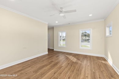 Spacious living room