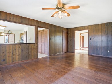 195 Clover Hill Ln, Barrington, IL 60010 - photo 5