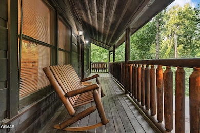 1502 Sky View Dr, Sevierville, TN 37876 - photo 7